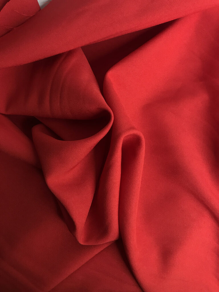 Габардин Червона