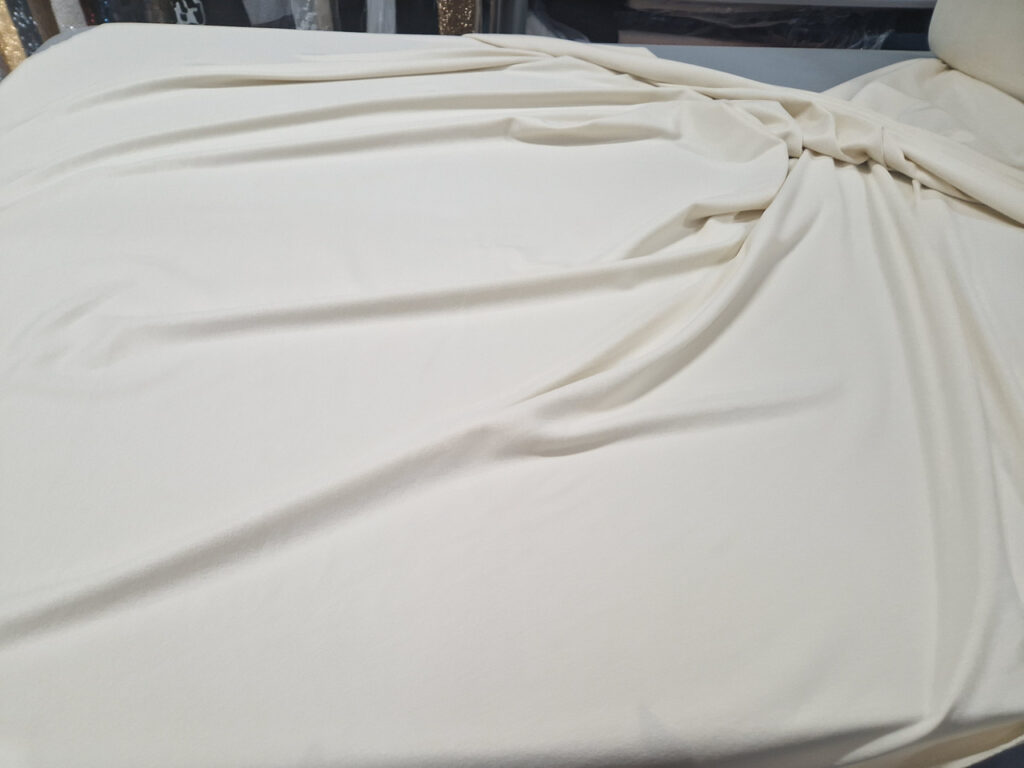 Трикотаж Молочний