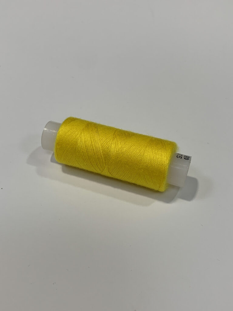 Нитка текстильна №40 / 200m жовта omega-200 — жовтий