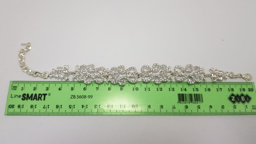 Браслет жіночий ажурний срібний з каменями ширина 17 мм