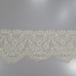 Мереживо французьке світло-жовте, ширина 15 см