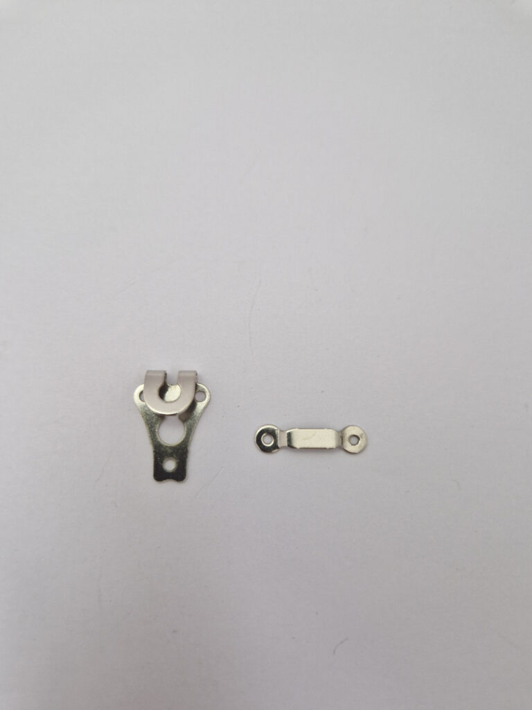 Брючні гачки пришивні, нікель 2 см — метал, никель