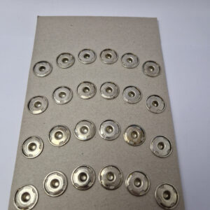 Кнопка пришивна металева white rabbit, колір срібло, 1.7 см