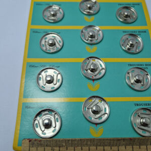 Кнопка пришивна металева white rabbit, колір нікель, 2 см