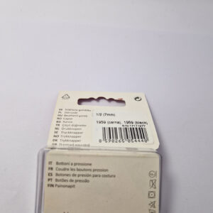 Упаковка кнопок пришивних пластикових для тканин koh-i-noor, колір чорний, 0.7 см, упаковка 24 штуки