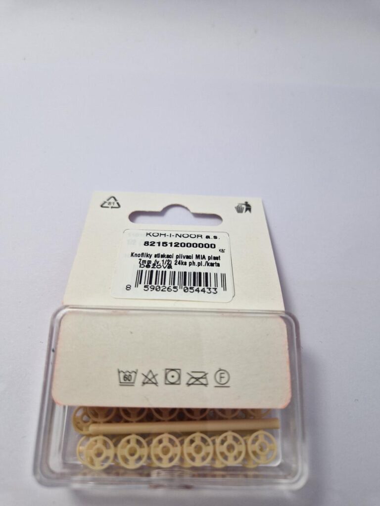 Упаковка кнопок пришивних пластикових для тканин koh-i-noor, колір бежевий, 0.7 см, упаковка 24 штуки