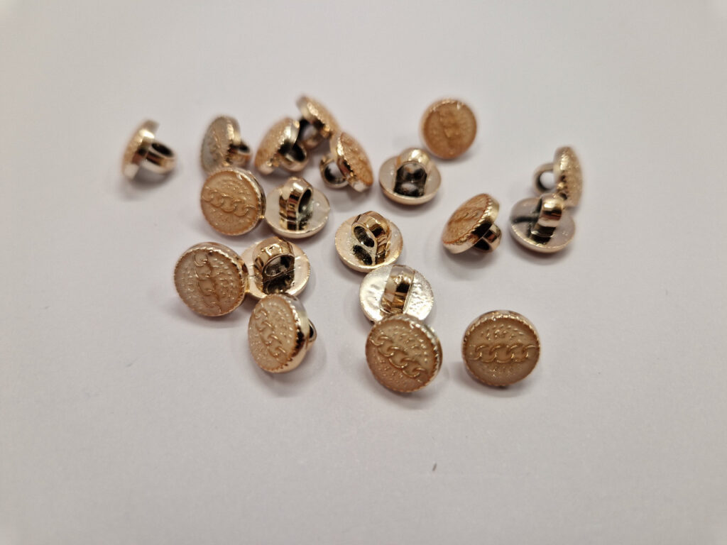 Гудзик на ніжці тілесна 1.2 см