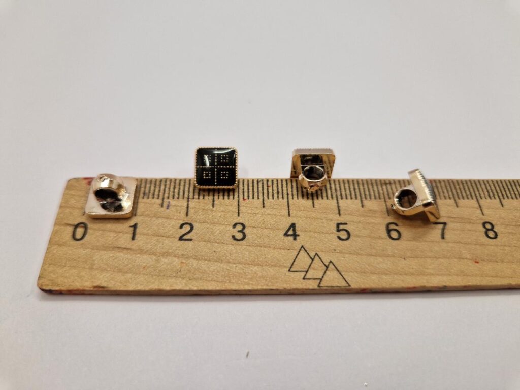 Гудзик на ніжці золотисто-чорна 1 см