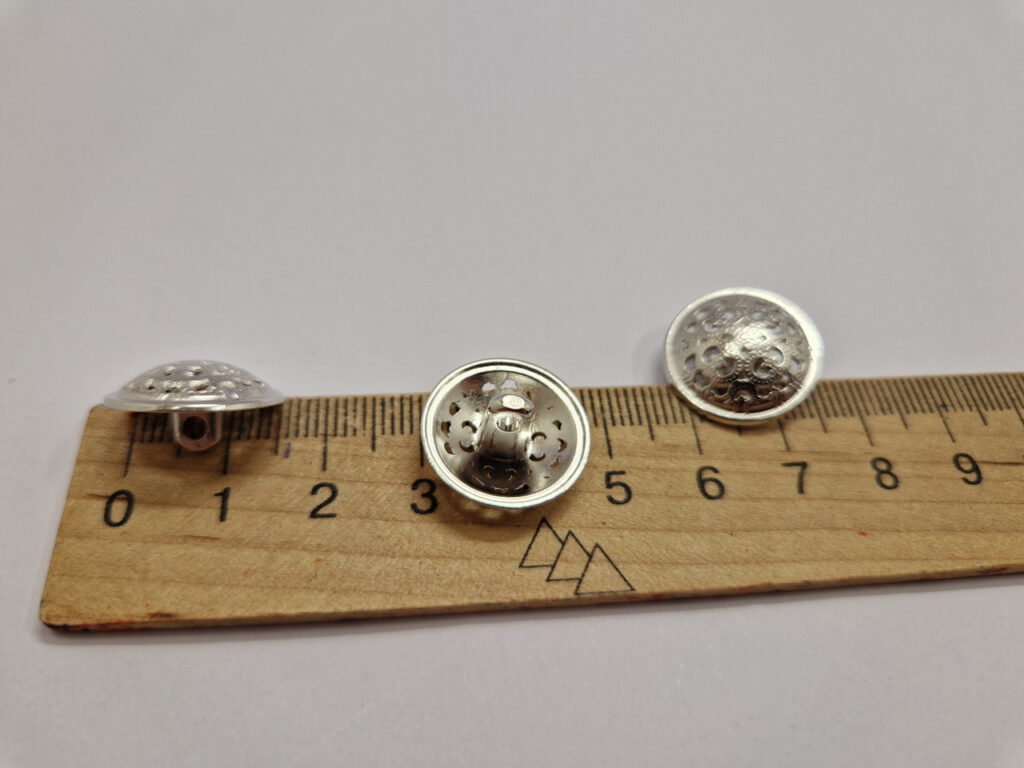 Гудзик на ніжці нікель металевий 1.7 см