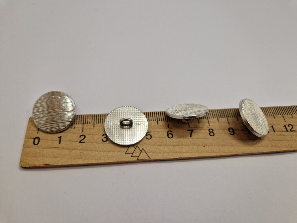 Гудзик на ніжці нікель металевий 2 см