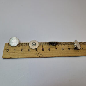 Гудзик на ніжці нікель металевий 1.5 см