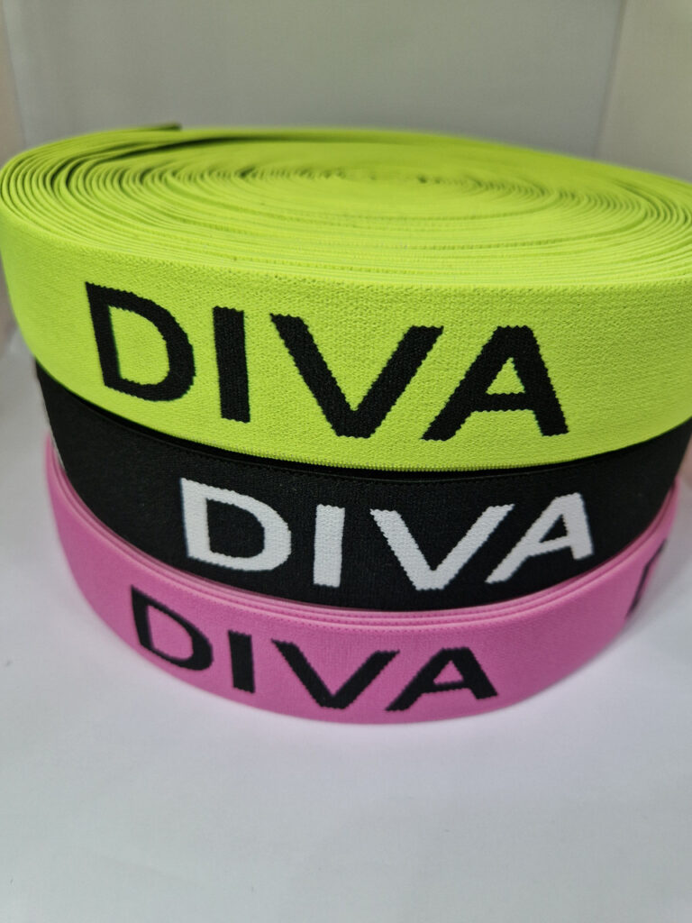 Стрічка спортивна чорно-біла з написом diva 3.5 см