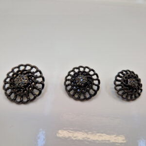 Гудзик на ніжці чорна з камінцями (в наявності три кольори та три розміри) - 2 см