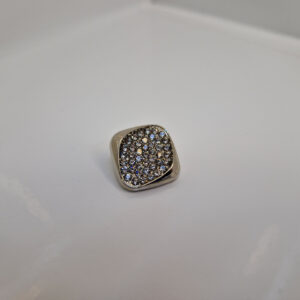 Гудзик на ніжці сріблястий з камінцями (в наявності три кольори та три розміри) - 1,8 см