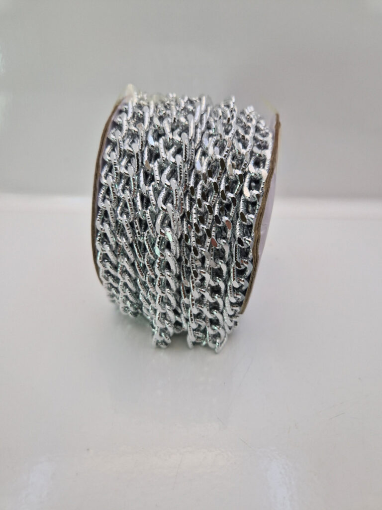 Декоративний ланцюг колір нікель — метал, нікель