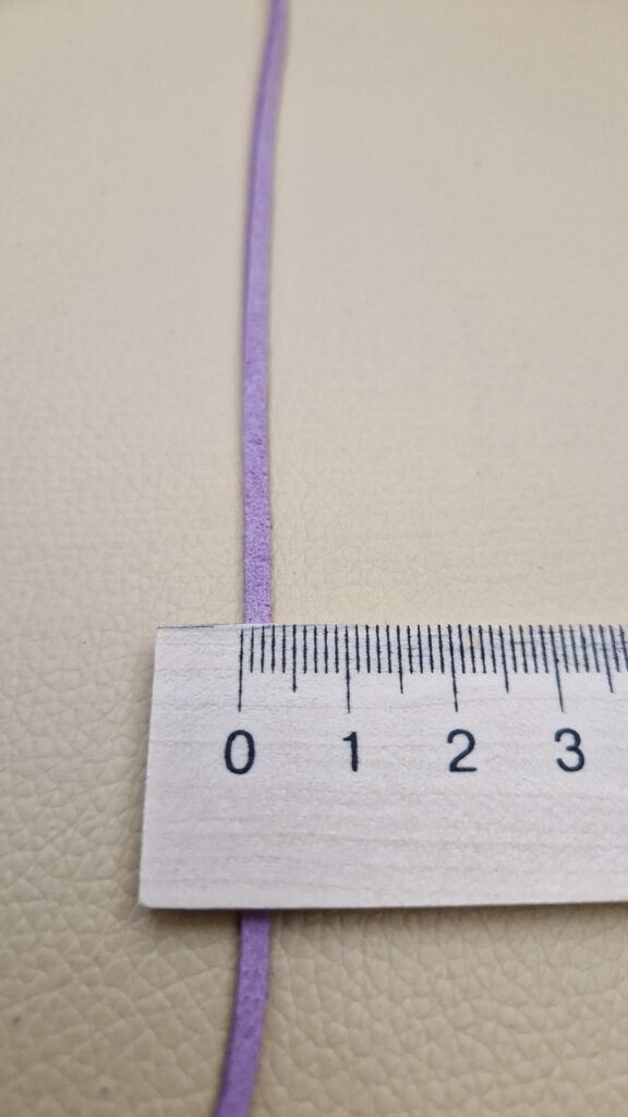 Замшевий шнур плоский бузковий матовий 3 мм