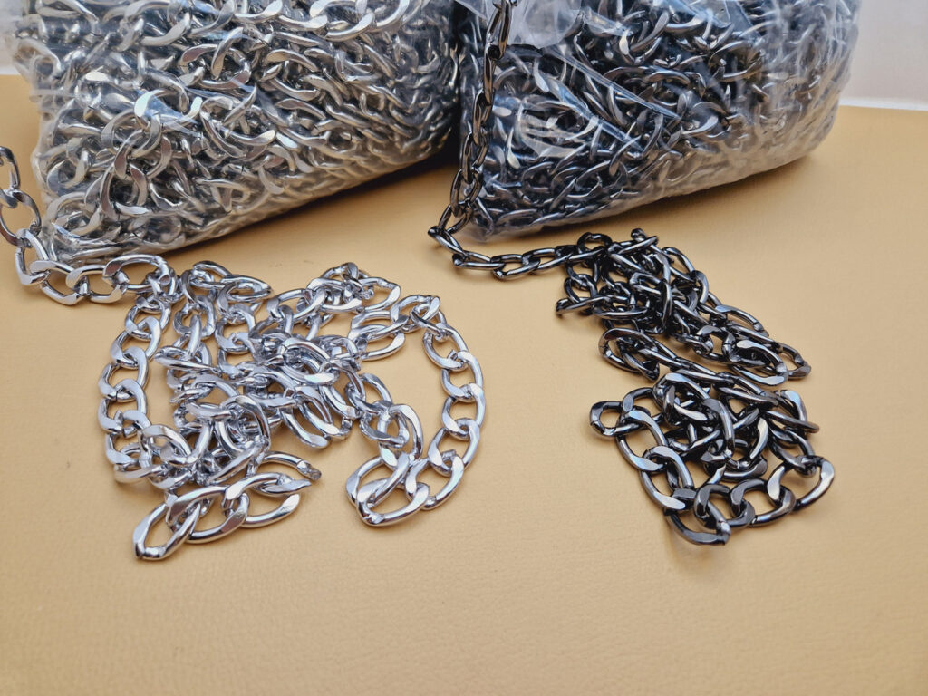Декоративний ланцюг колір нікель (к-38)