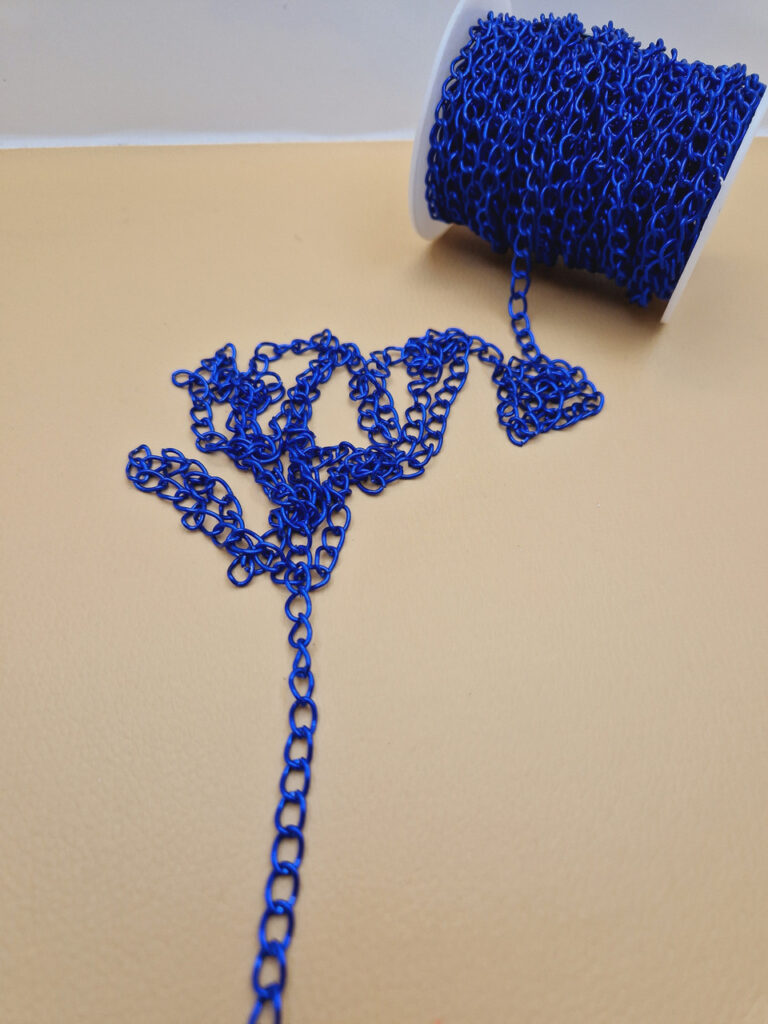 Декоративний ланцюг колір синій