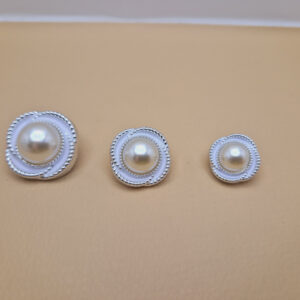 Гудзик на ніжці срібляста (в наявності три розміри) - 2.3 см