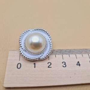 Гудзик на ніжці срібляста (в наявності три розміри) - 2.3 см