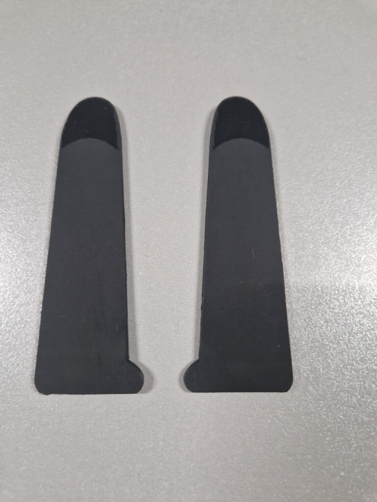 Застібка-регулятор на липучку molded hook (пара), колір чорний