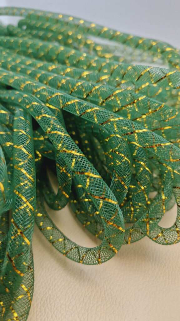 Шнур (регілін-тубуляр) декоративний з люрексом зелений 10 мм, в наявності 7 кольорів