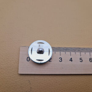 Гудзик на ніжці сріблястий - 2.1 см