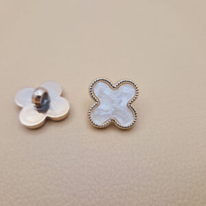 Гудзик на ніжці білий ван кліф (в наявності два розміри) - 2.3 см